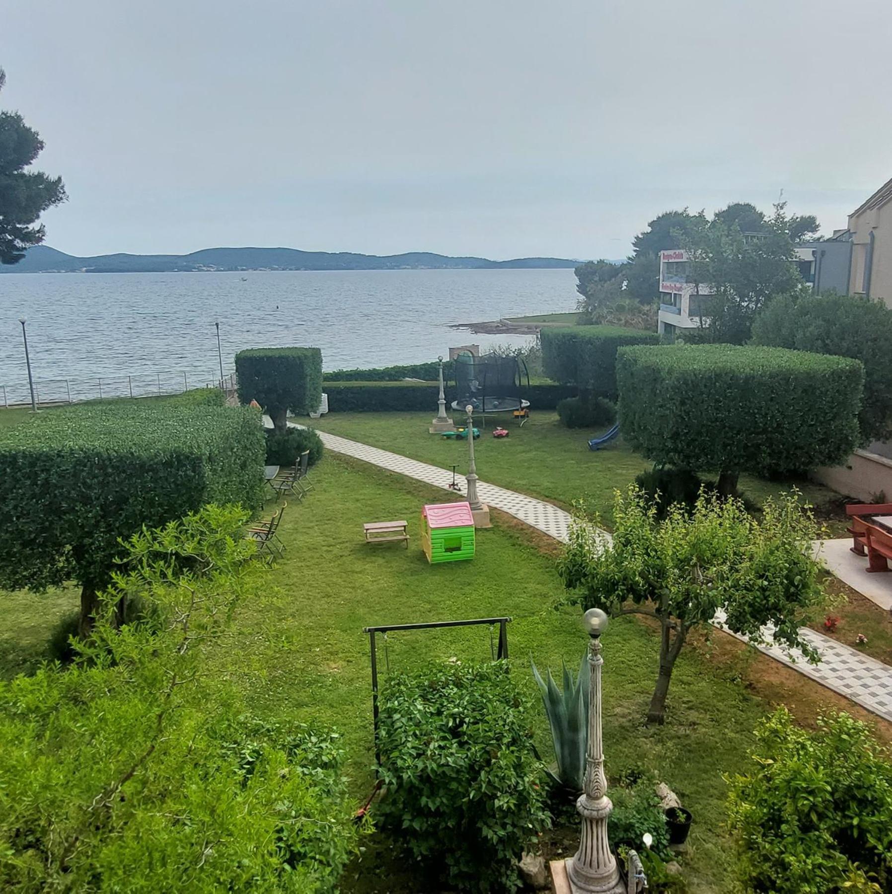 Apartments Becky On A Sandy Beach Without Crowd Sukošan Exterior foto