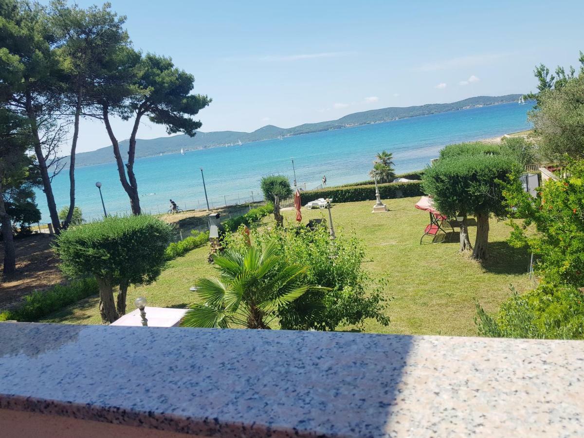 Apartments Becky On A Sandy Beach Without Crowd Sukošan Exterior foto